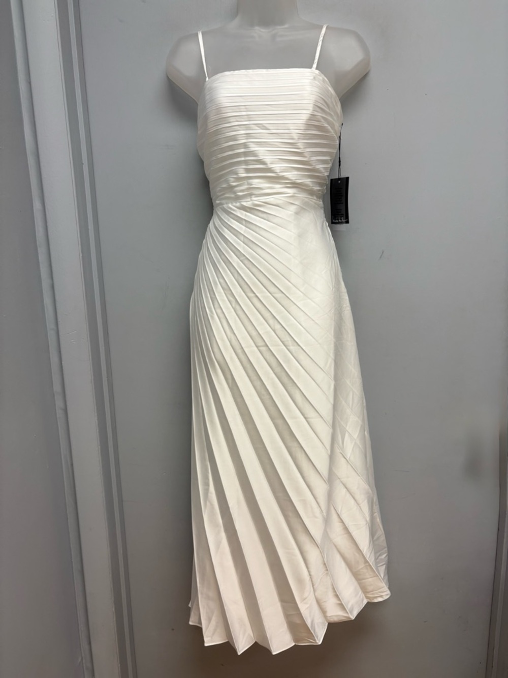 Nicole Miller Cloud Dancer Pleated Satin Midi Dress NWT Size 4